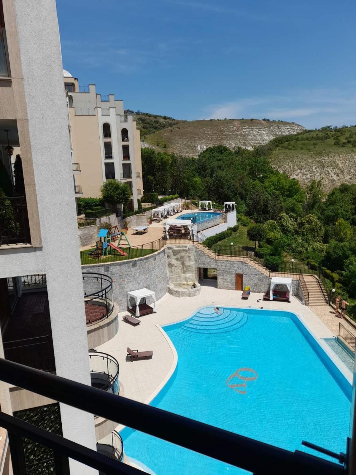 Queen'S Palace Balchik Apartment Ngoại thất bức ảnh