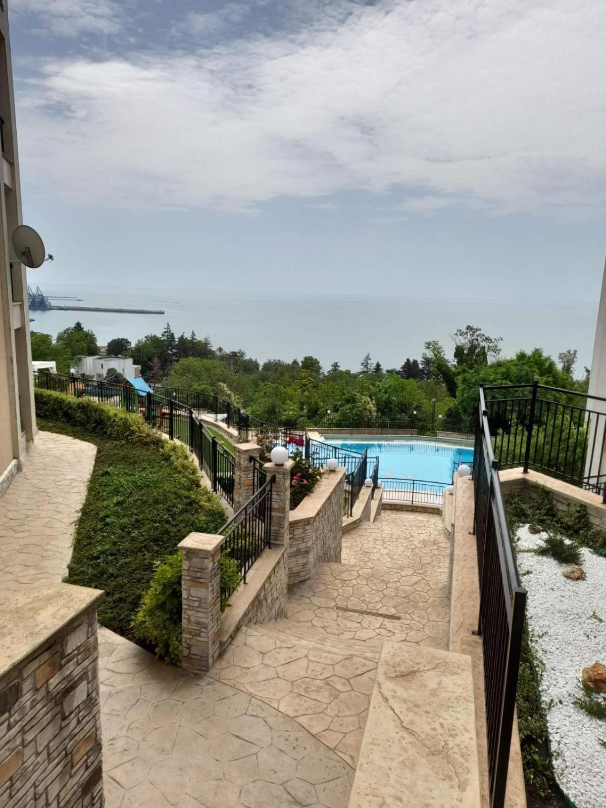 Queen'S Palace Balchik Apartment Ngoại thất bức ảnh