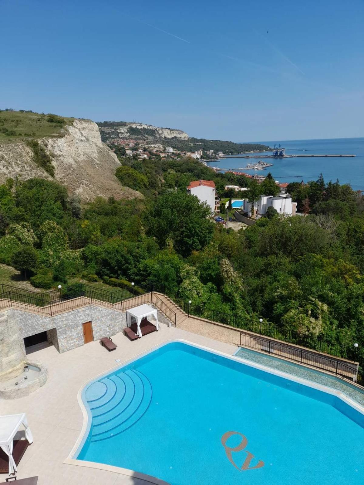 Queen'S Palace Balchik Apartment Ngoại thất bức ảnh